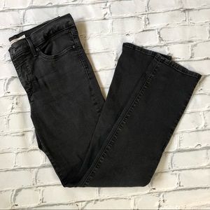 Levi’s 312 Shaping Slim Black Skinny Straight Leg Jeans